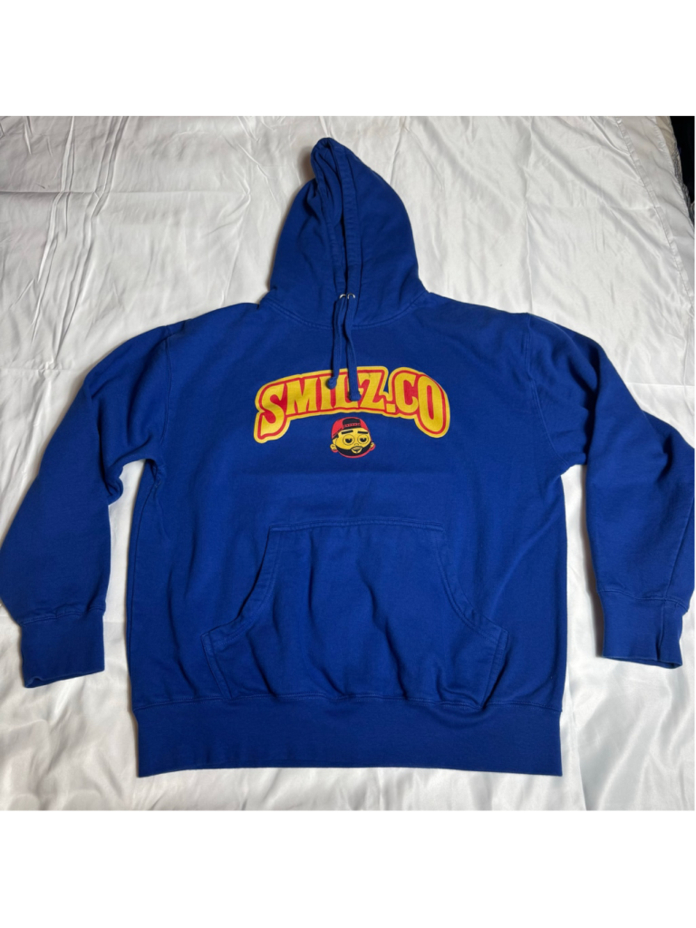 Men's Unbranded Hoodie Sweatshirt Size L Blue Yellow Graphic Print